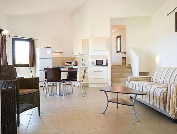 Residence A Rundinella ปอร์โต-เวคคีโอ ภายนอก รูปภาพ